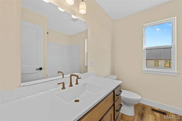 $487,800 | 5 Grant Court, Troy, IL 62294