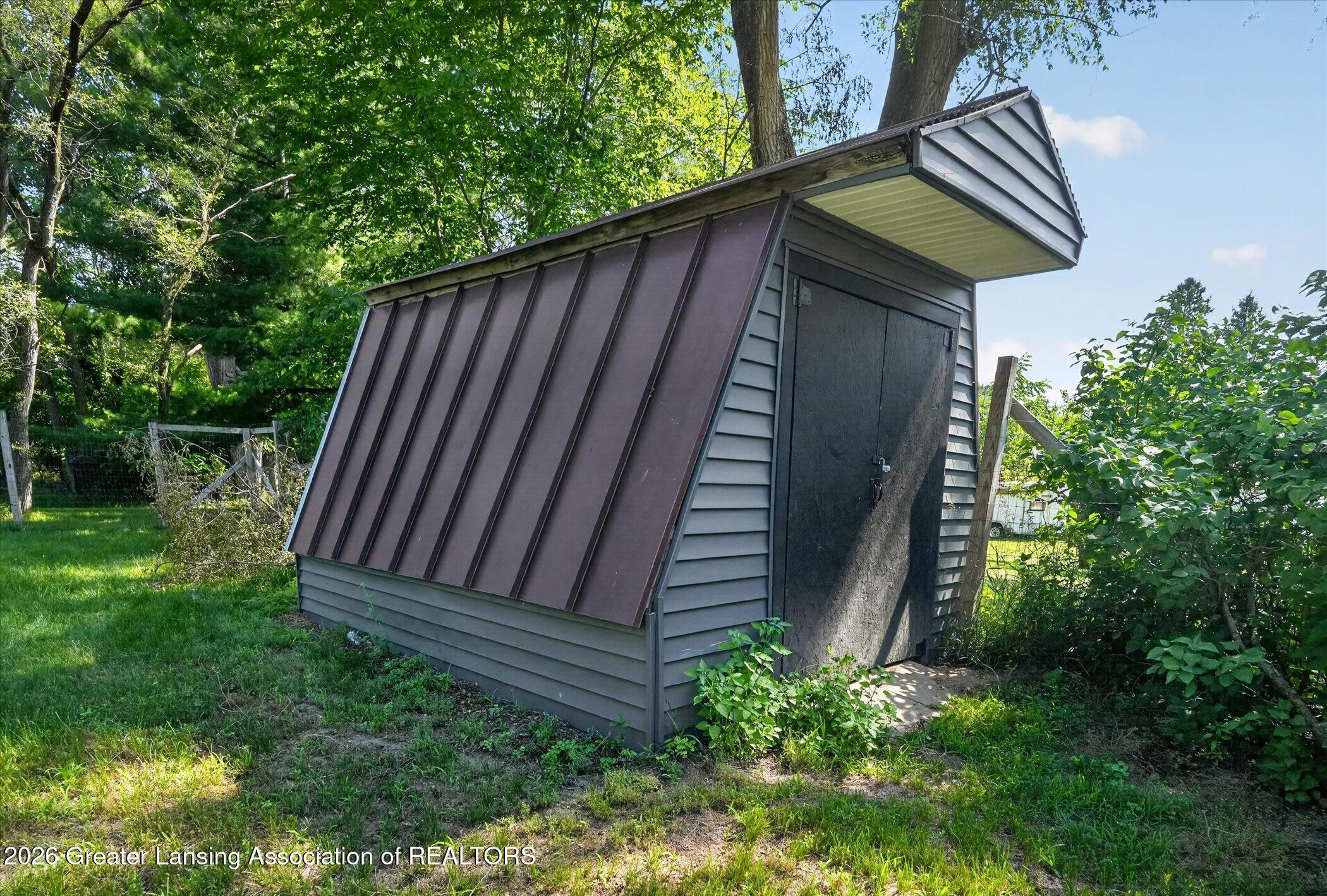 1434 Petts Road Fenton, MI 48430 - Photo 49 of 74 Shed