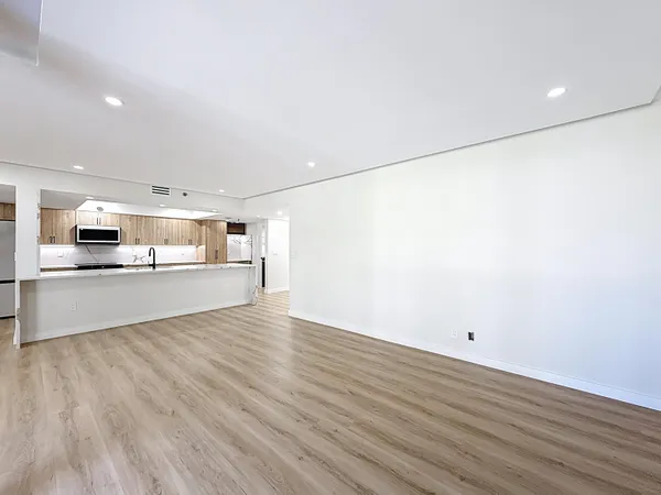 $3,200 | 955 Egret Circle, Unit 207, Delray Beach, FL 33444