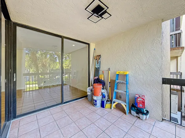 $3,200 | 955 Egret Circle, Unit 207, Delray Beach, FL 33444