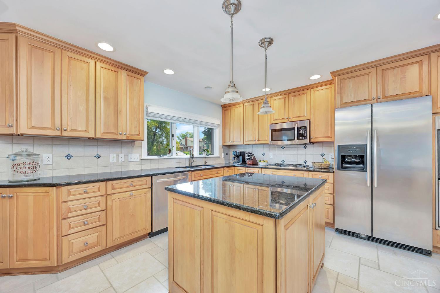 5720 Werk Road Cincinnati, OH 45248 - Photo 10 of 44