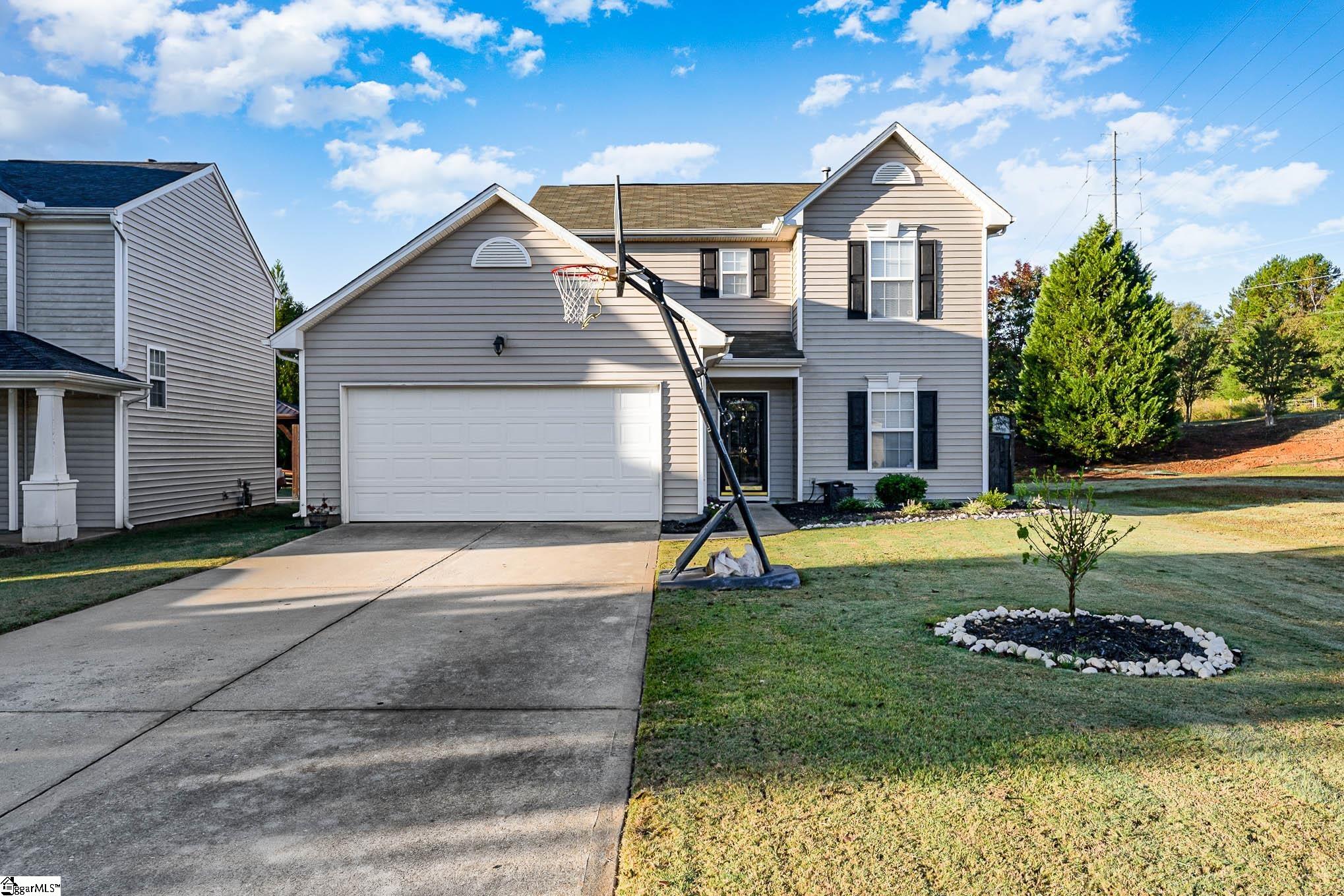 16 Spring Walk Way Greenville, SC 29605 - Photo 1 of 30 Gallery Image 1