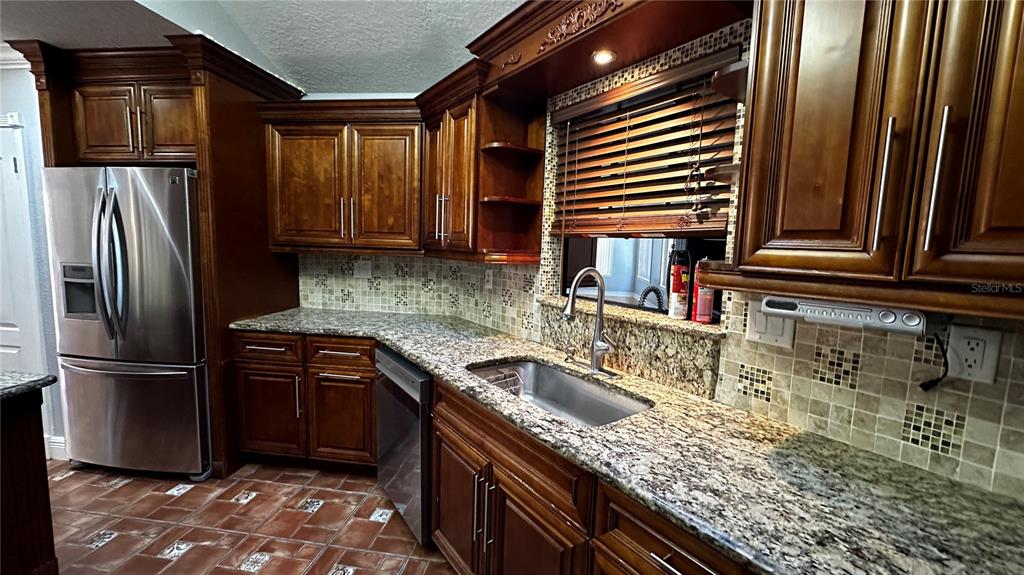 2101 Good Homes Road Orlando, FL 32818 - Photo 5 of 49