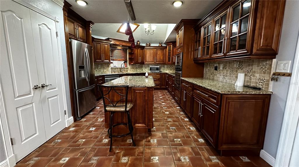 2101 Good Homes Road Orlando, FL 32818 - Photo 8 of 49