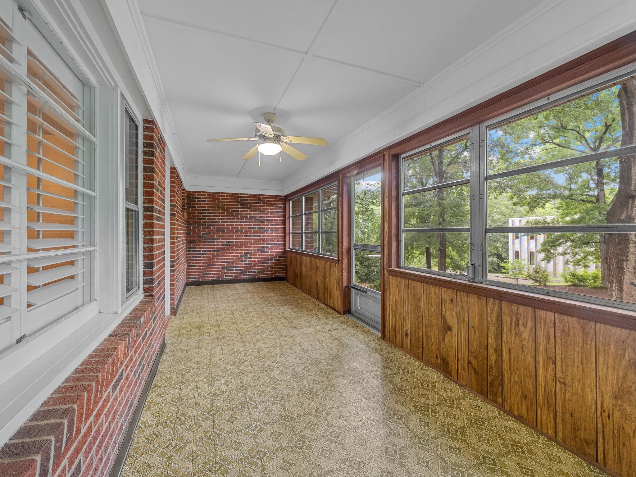 151 Donald Road Spartanburg, SC 29307 - Photo 13 of 34 Gallery Image 13