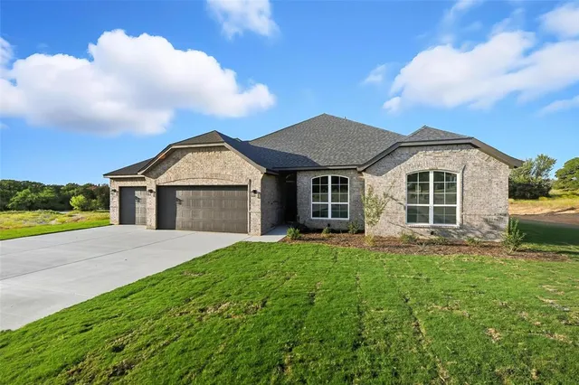$458,392 | 144 Loveta Lane, Boyd, TX 76023