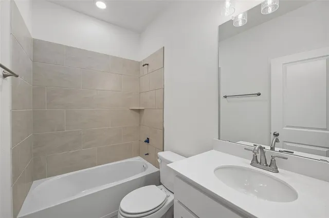 $458,392 | 144 Loveta Lane, Boyd, TX 76023