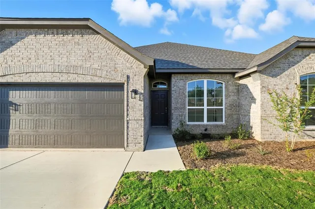 $458,392 | 144 Loveta Lane, Boyd, TX 76023