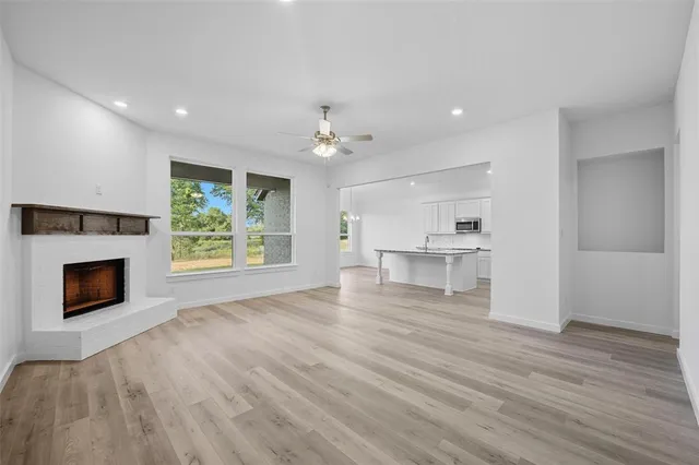 $458,392 | 144 Loveta Lane, Boyd, TX 76023