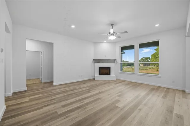 $458,392 | 144 Loveta Lane, Boyd, TX 76023