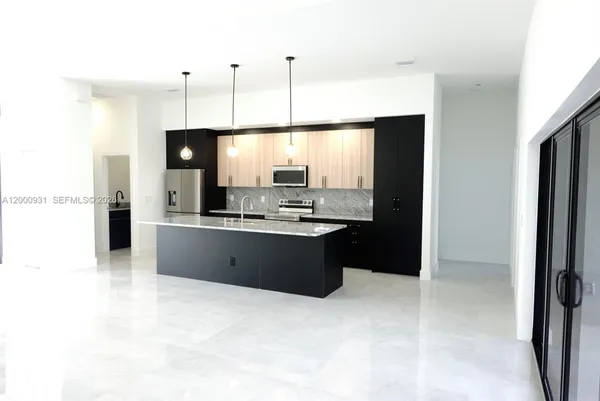 $585,000 | 700 Biscayne Drive, Port Charlotte, FL 33953
