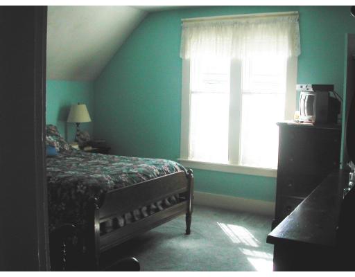 48 Ruggles Street Westborough, MA 01581 - Photo 5 of 7 Gallery Image 5