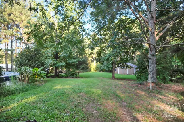 $189,900 | 122 Cicero Lane, Lawndale, NC 28090