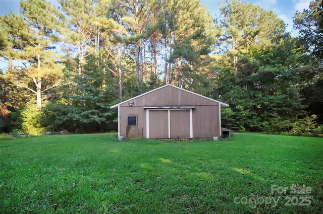 $189,900 | 122 Cicero Lane, Lawndale, NC 28090