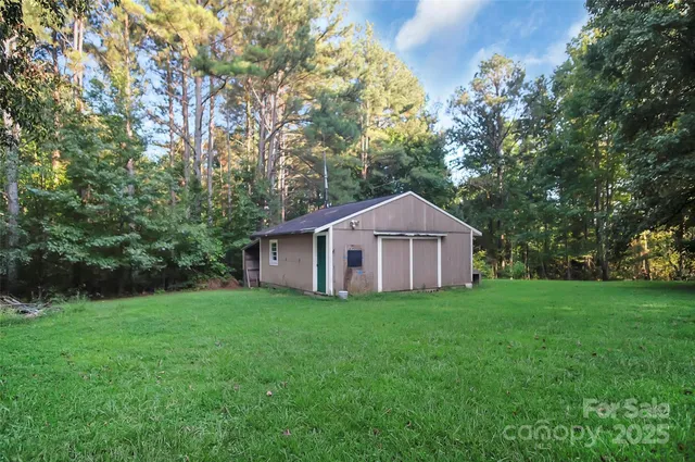 $189,900 | 122 Cicero Lane, Lawndale, NC 28090