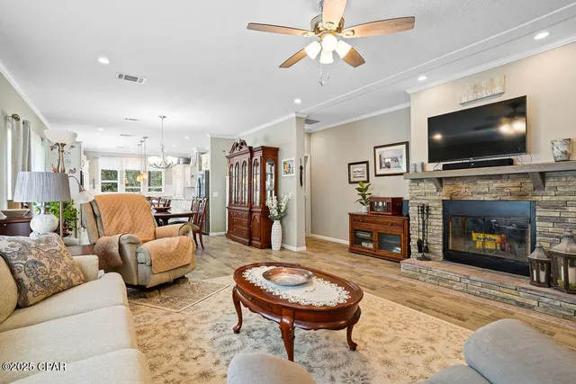 $389,900 | 7910 Sneads Landing Road, Sneads, FL 32460