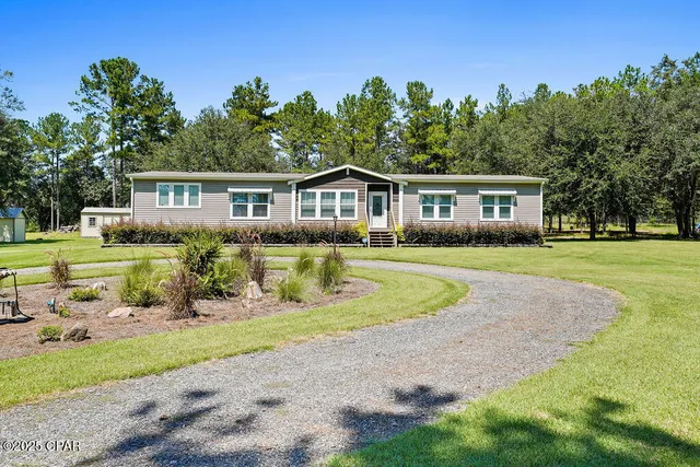 $389,900 | 7910 Sneads Landing Road, Sneads, FL 32460