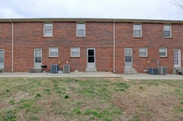 $855 | 814 Golf View Place, Unit A, Clarksville, TN 37043