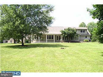 422 Ridge Road Telford, PA 18969 - Photo 3 of 5 Exterior Back
