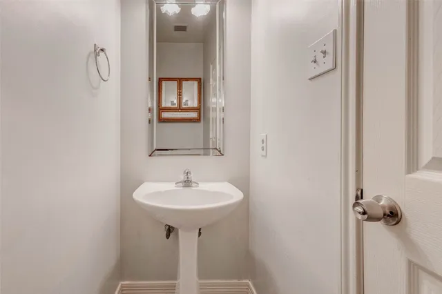 $428,000 | 1723 Park Ridge Drive, Katy, TX 77450