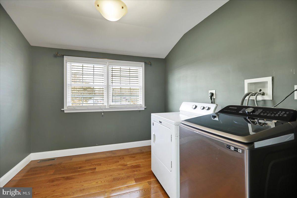 28 Hettinger Road West Lawn, PA 19609 - Photo 31 of 57 2nd floor laundry room