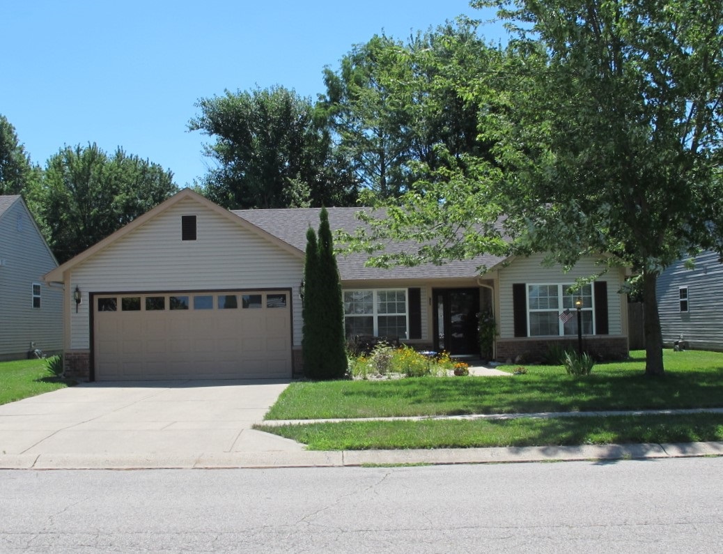 814 Springwater Road Kokomo, IN 46902 - Photo 1 of 16