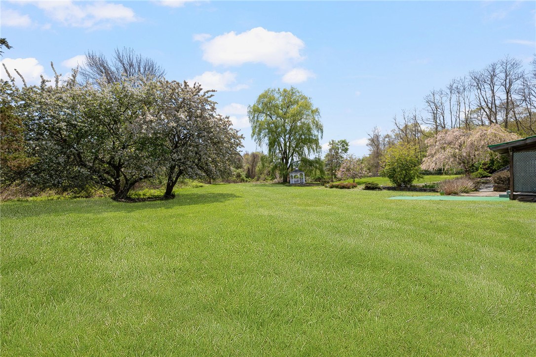 6 Country Road Warren, RI 02885 - Photo 2 of 50