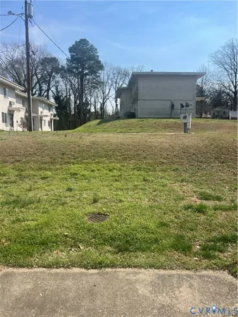 $750 | 608 Monticello Drive, Hopewell, VA 23860