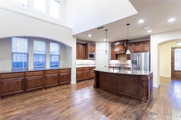 $3,195 | 2409 Lynbridge Drive, Plano, TX 75025