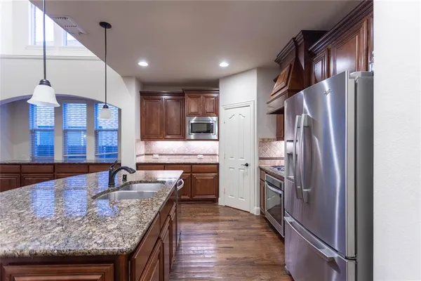 $3,195 | 2409 Lynbridge Drive, Plano, TX 75025