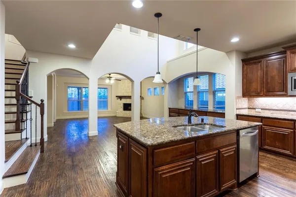 $3,195 | 2409 Lynbridge Drive, Plano, TX 75025