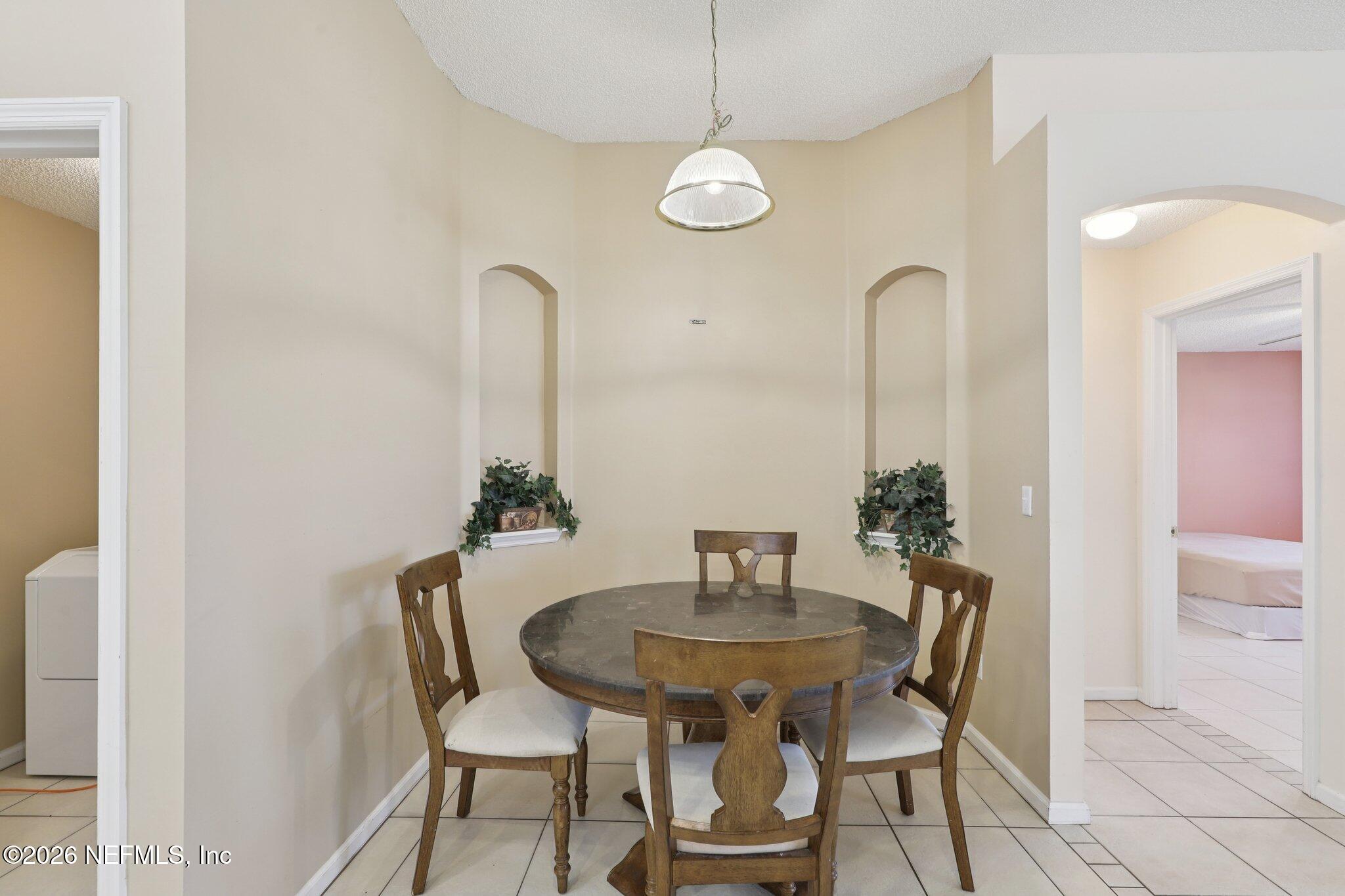 10333 Sugar Grove Road Jacksonville, FL 32221 - Photo 19 of 40 Dining nook