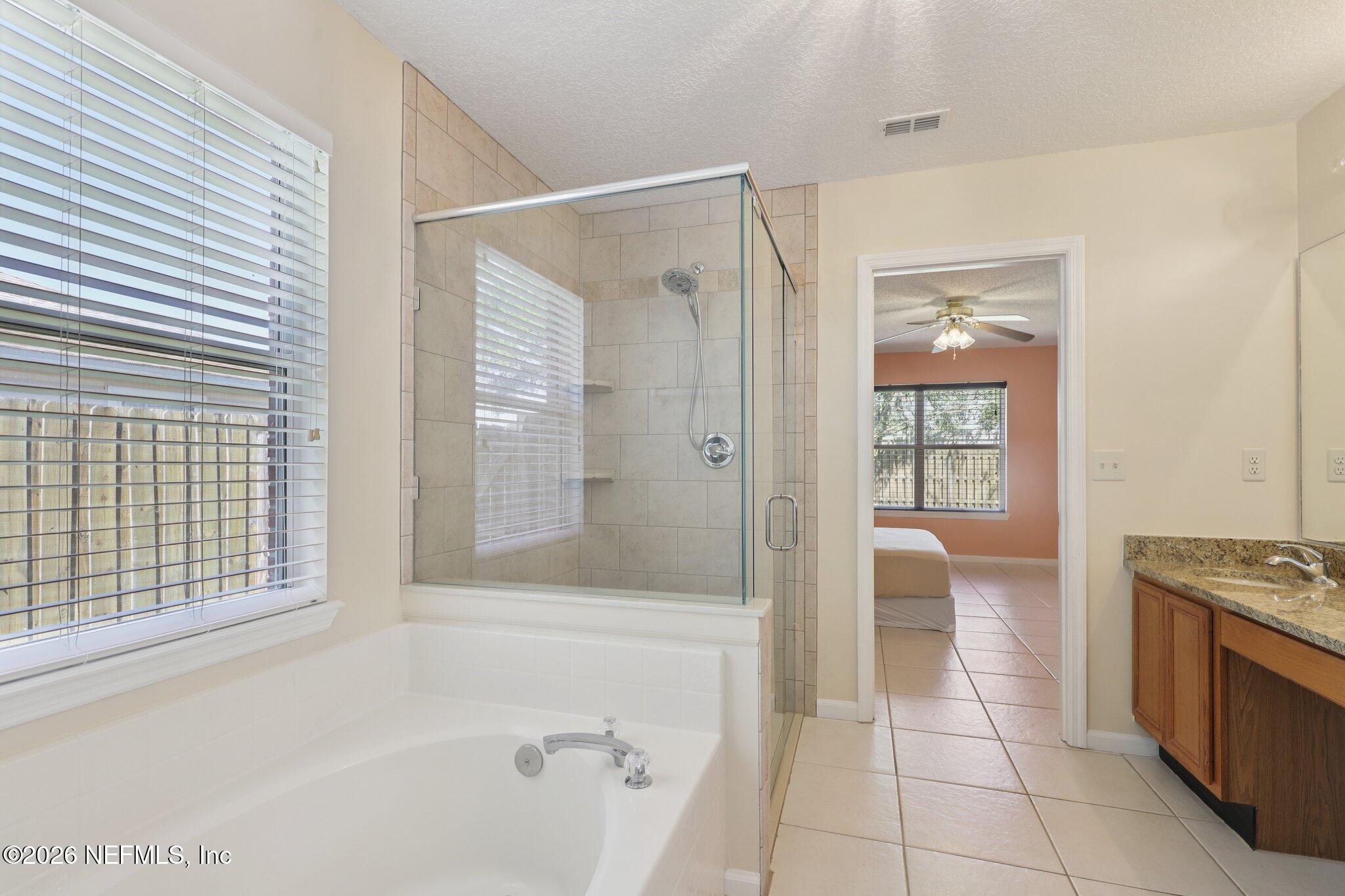 10333 Sugar Grove Road Jacksonville, FL 32221 - Photo 26 of 40 Primary Bath