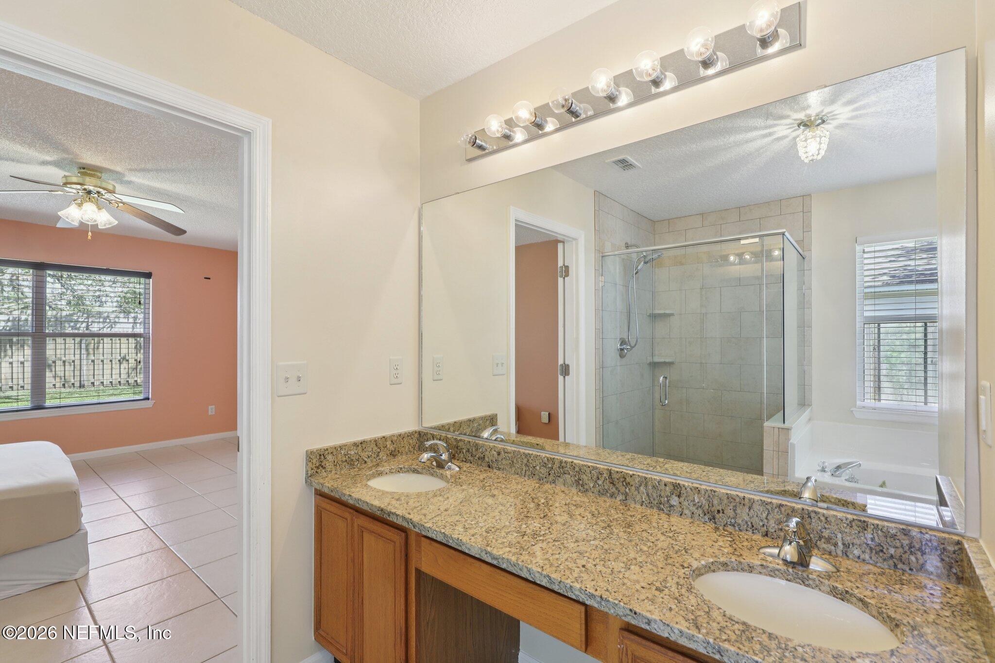 10333 Sugar Grove Road Jacksonville, FL 32221 - Photo 27 of 40 Primary Bath