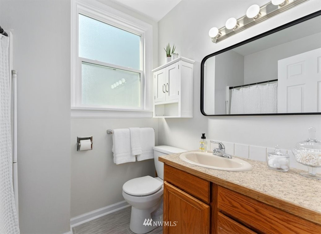 1917 Rucker Avenue Everett, WA 98201 - Photo 12 of 28 Gallery Image 12