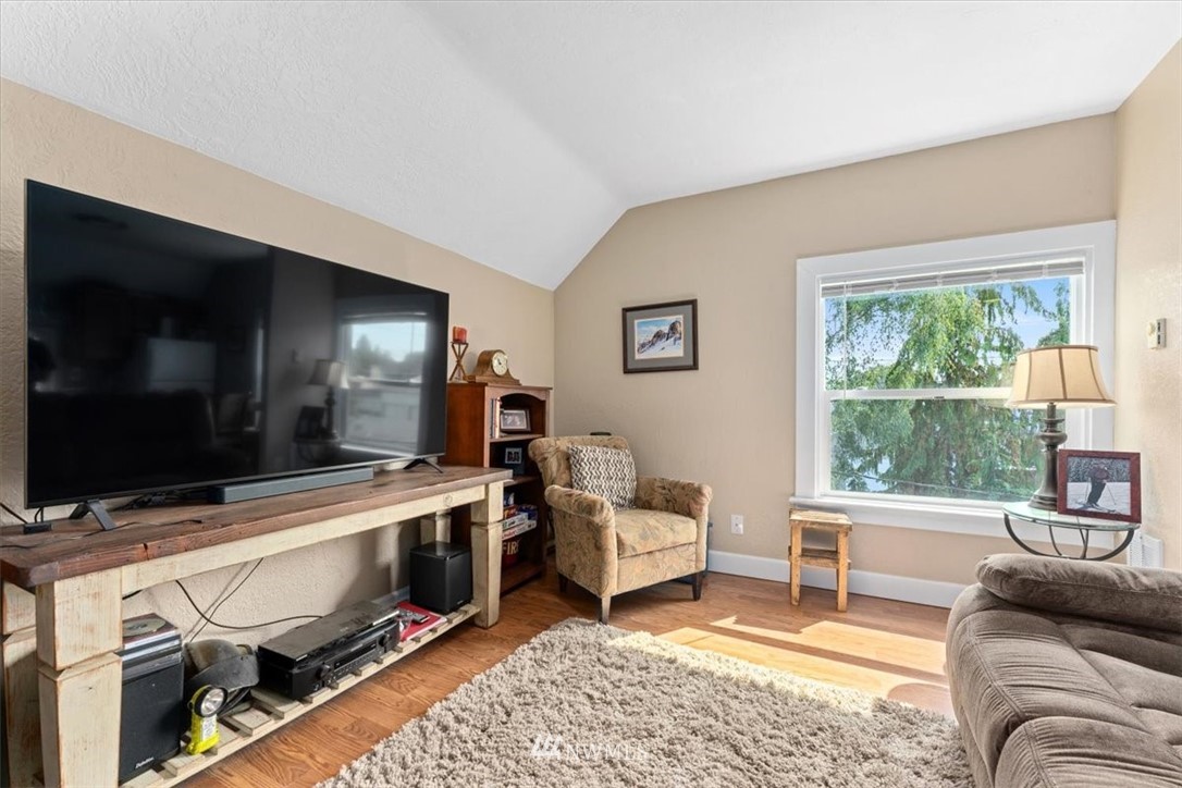 1917 Rucker Avenue Everett, WA 98201 - Photo 19 of 28 Gallery Image 19