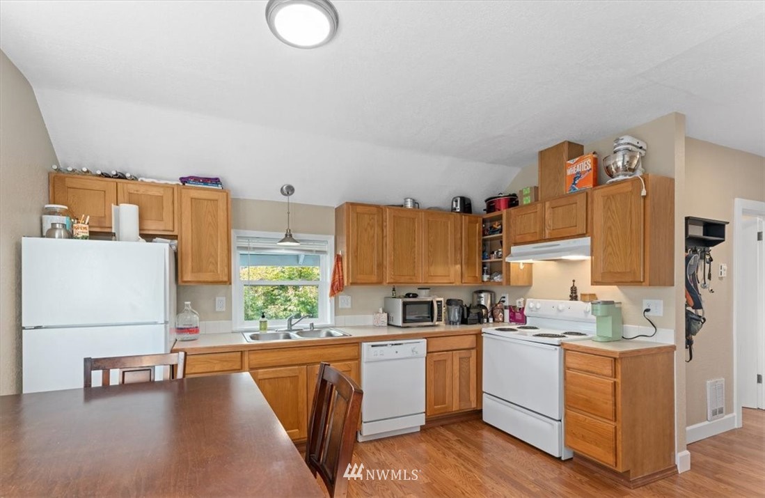 1917 Rucker Avenue Everett, WA 98201 - Photo 20 of 28 Gallery Image 20