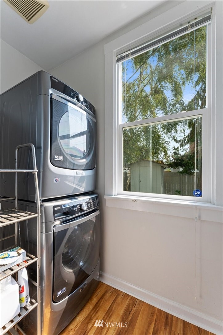 1917 Rucker Avenue Everett, WA 98201 - Photo 22 of 28 Gallery Image 22