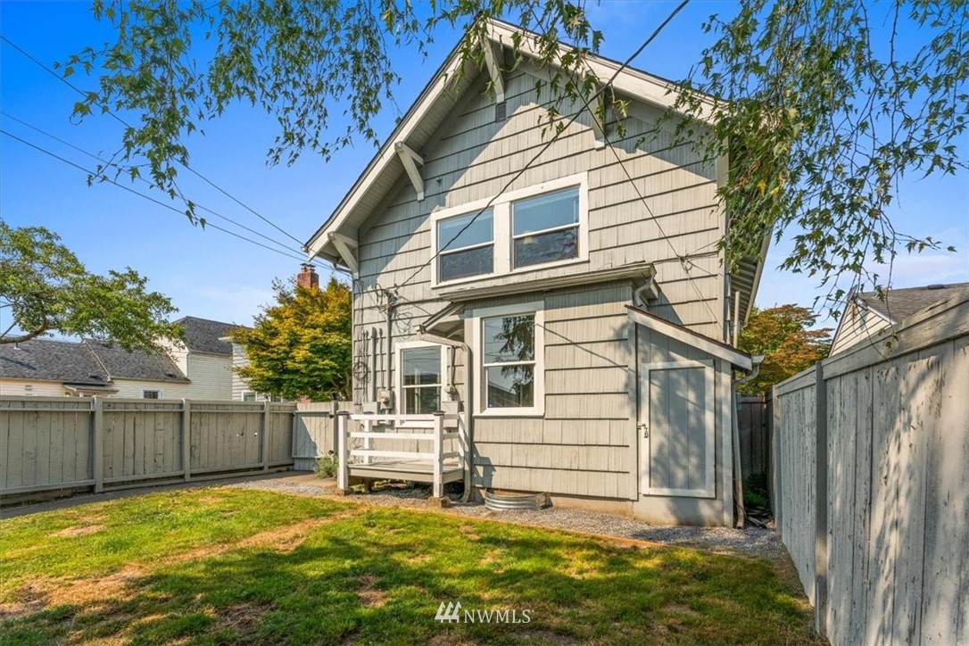 1917 Rucker Avenue Everett, WA 98201 - Photo 23 of 28 Gallery Image 23
