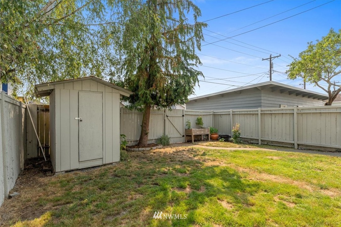 1917 Rucker Avenue Everett, WA 98201 - Photo 24 of 28 Gallery Image 24