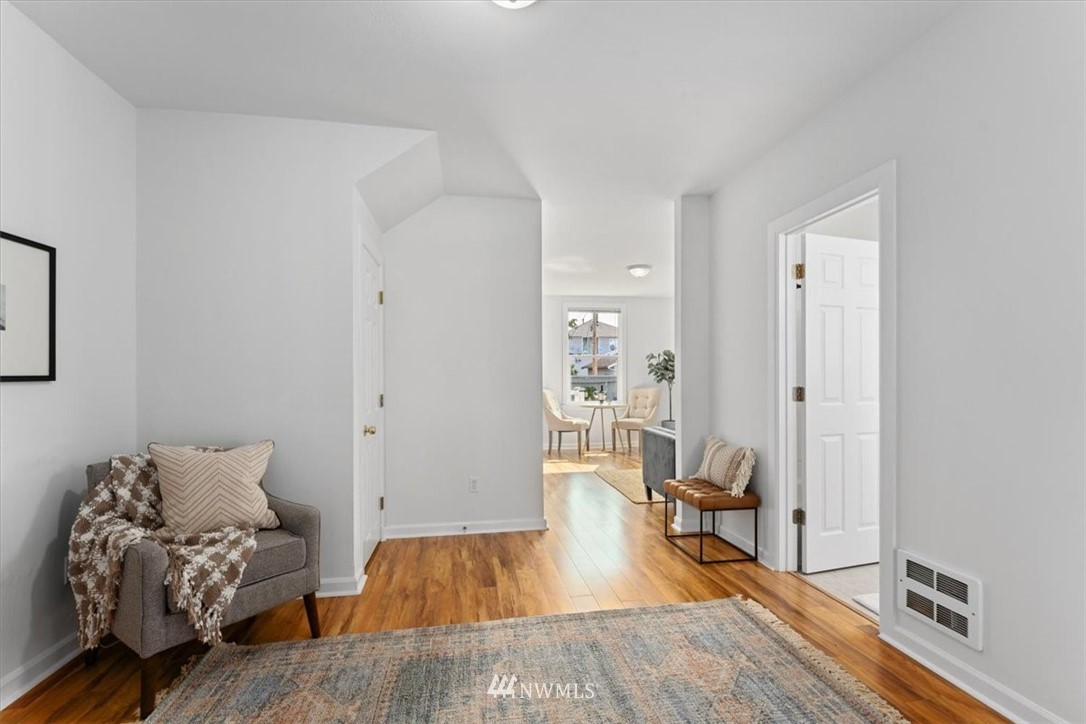 1917 Rucker Avenue Everett, WA 98201 - Photo 8 of 28 Gallery Image 8
