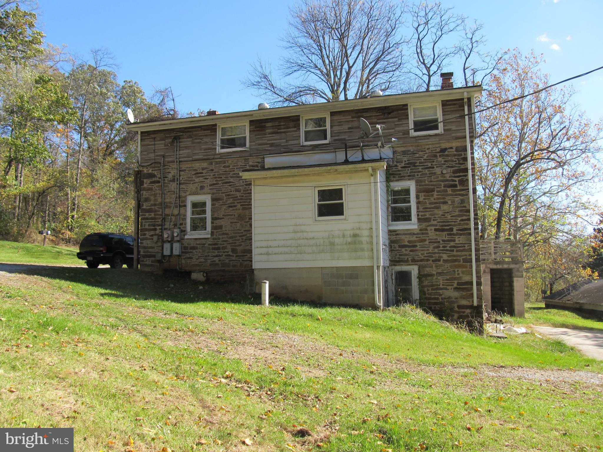 2610 Bullfrog Road Fairfield, PA 17320 - Photo 5 of 33