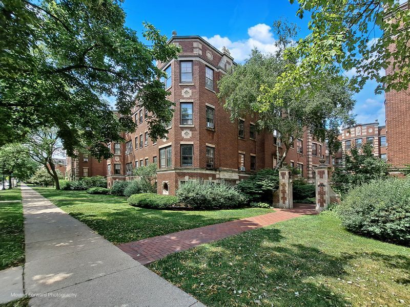 400 Ridge Avenue, Unit 162 Evanston, IL 60202 - Photo 2 of 25 Gallery Image 2
