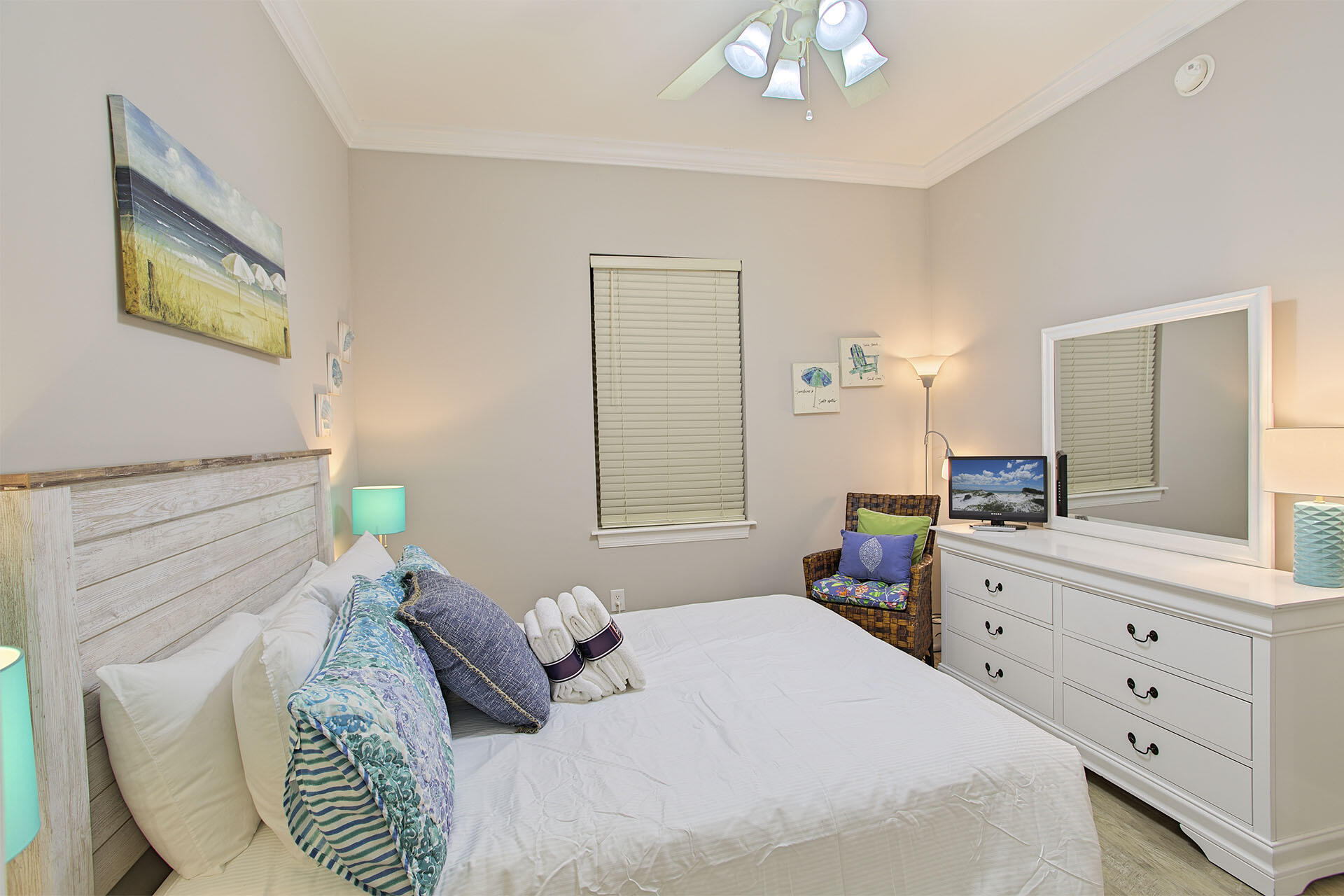 231 Somerset Bridge Road, Unit 2209 Santa Rosa Beach, FL 32459 - Photo 11 of 15 21-Seagrove-Highlands-2209-Bedroom