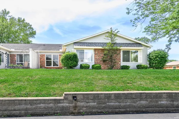 $235,000 | 1130 Carnaby East, Bloomington, IN 47401