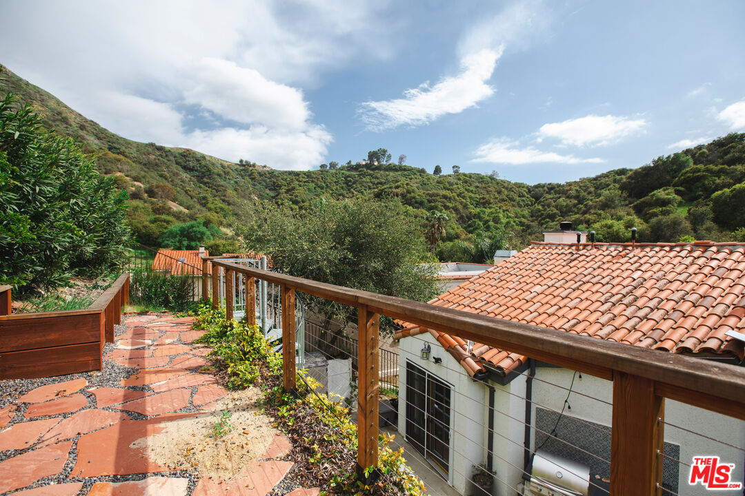 3418 Dorothy Road Topanga, CA 90290 - Photo 28 of 31