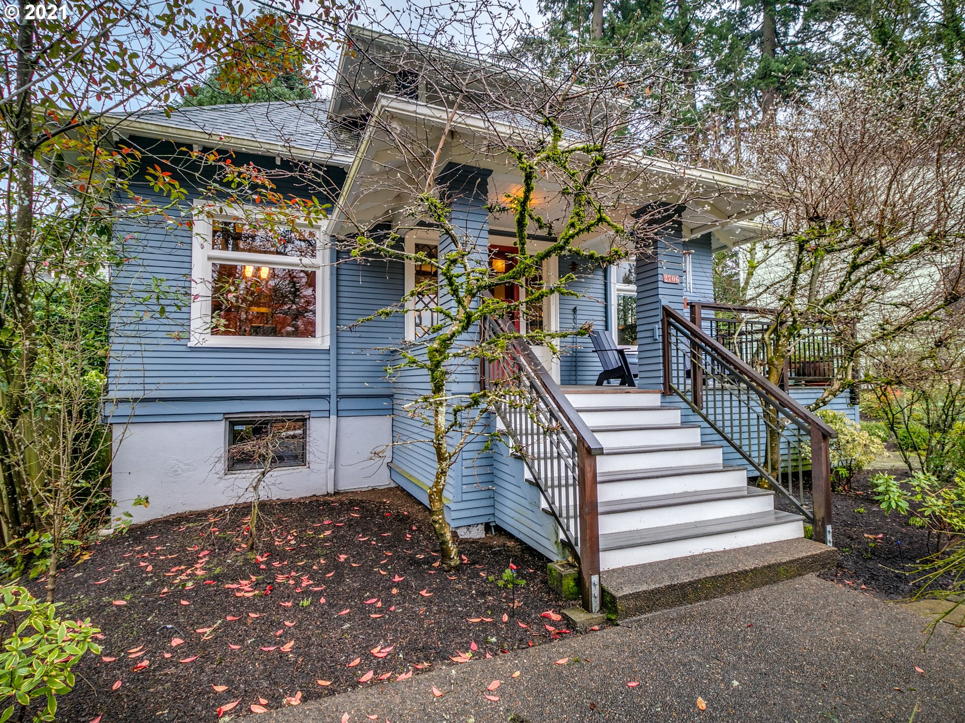 2706 Southwest Homar Avenue Portland, OR 97201 - Photo 1 of 32