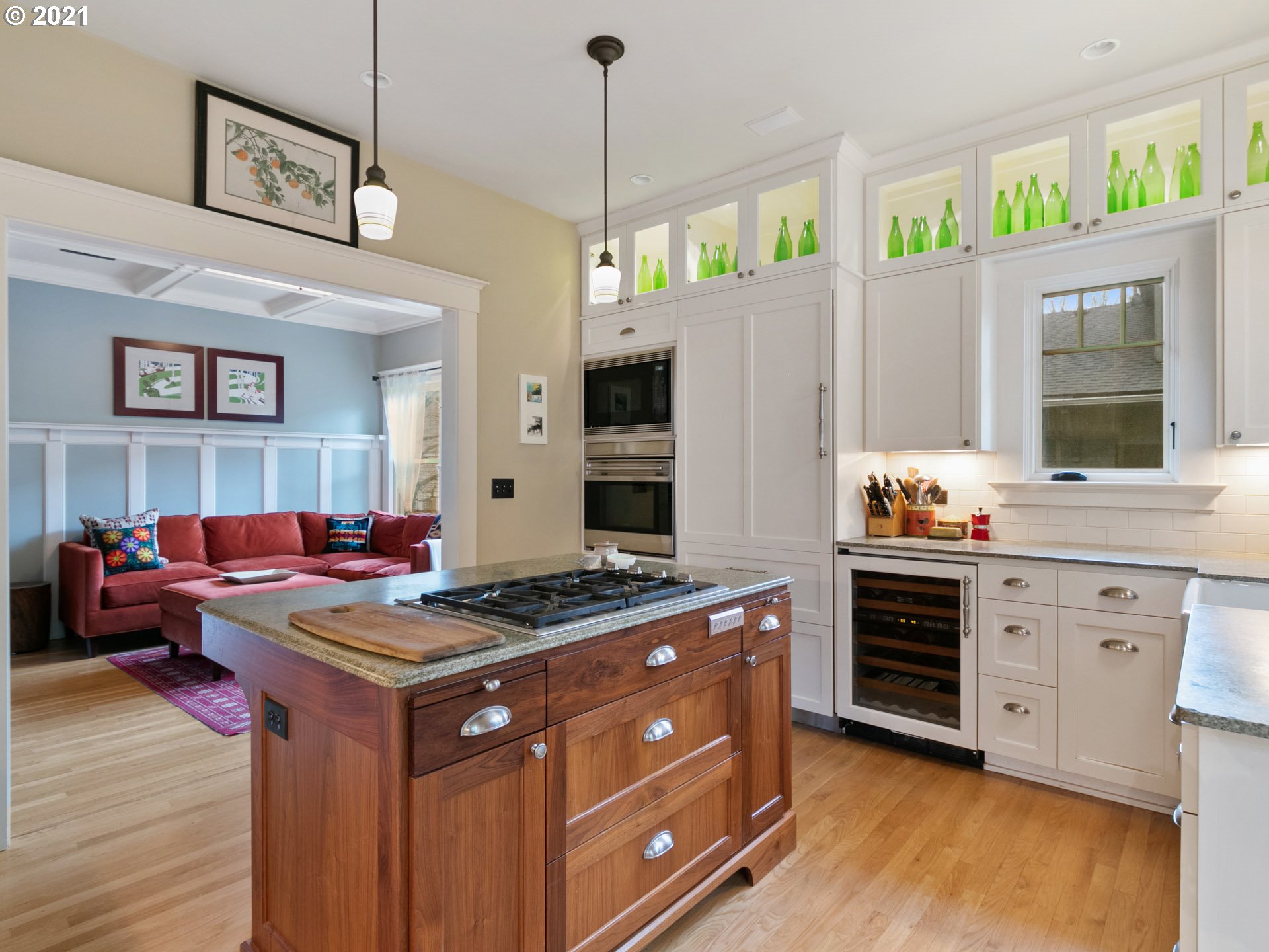 2706 Southwest Homar Avenue Portland, OR 97201 - Photo 12 of 32