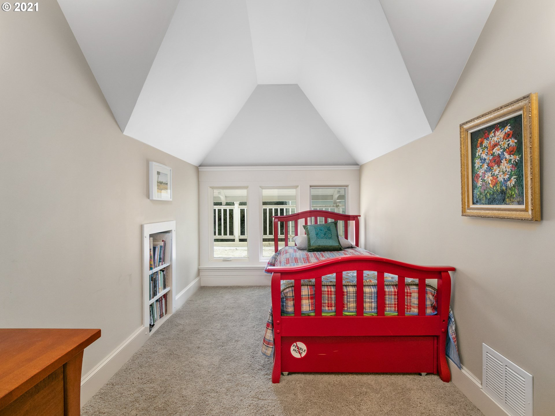 2706 Southwest Homar Avenue Portland, OR 97201 - Photo 21 of 32