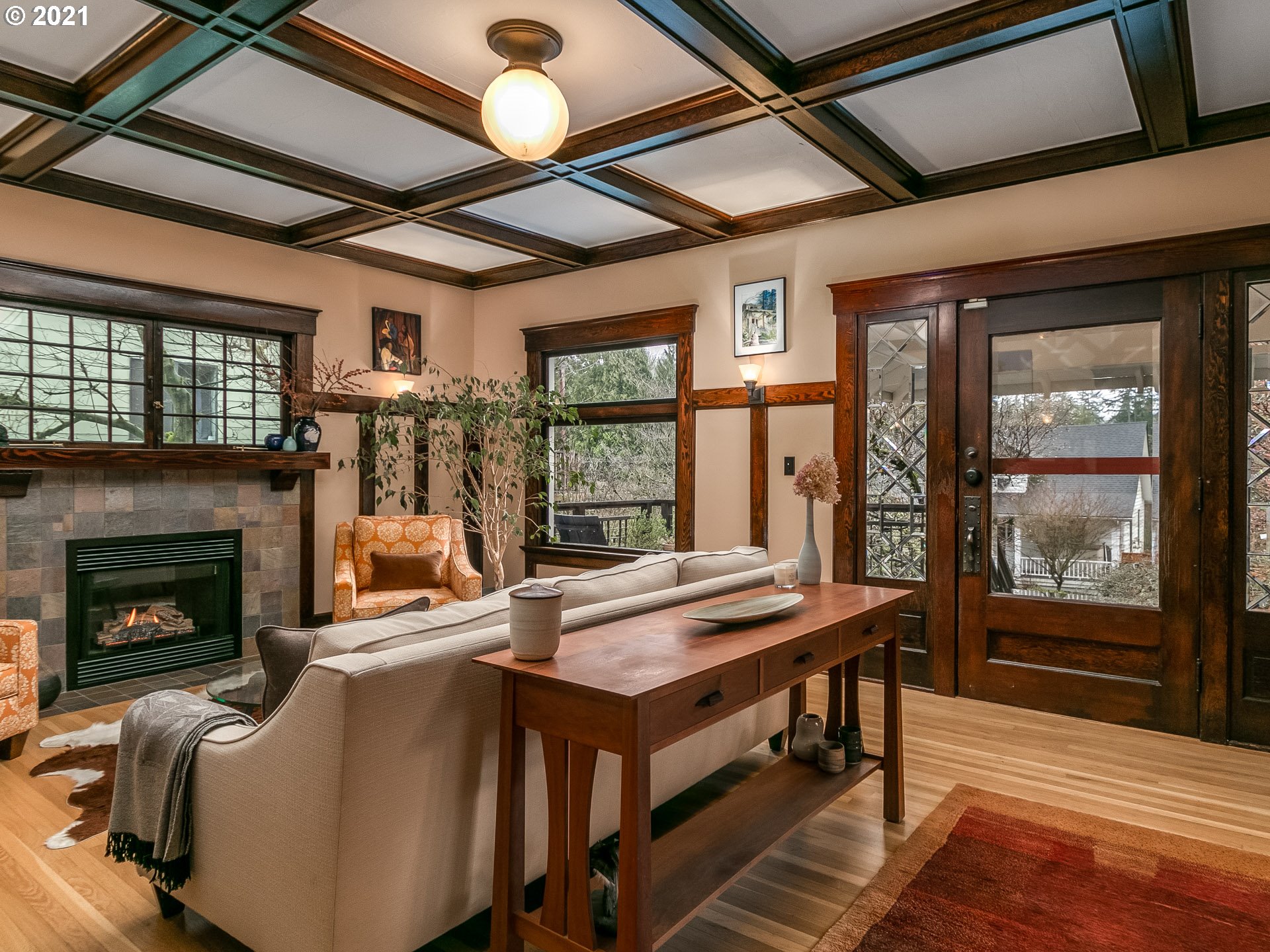 2706 Southwest Homar Avenue Portland, OR 97201 - Photo 4 of 32